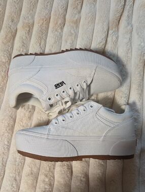 Vans White Canvas Platform Trainers with Gum Outsole